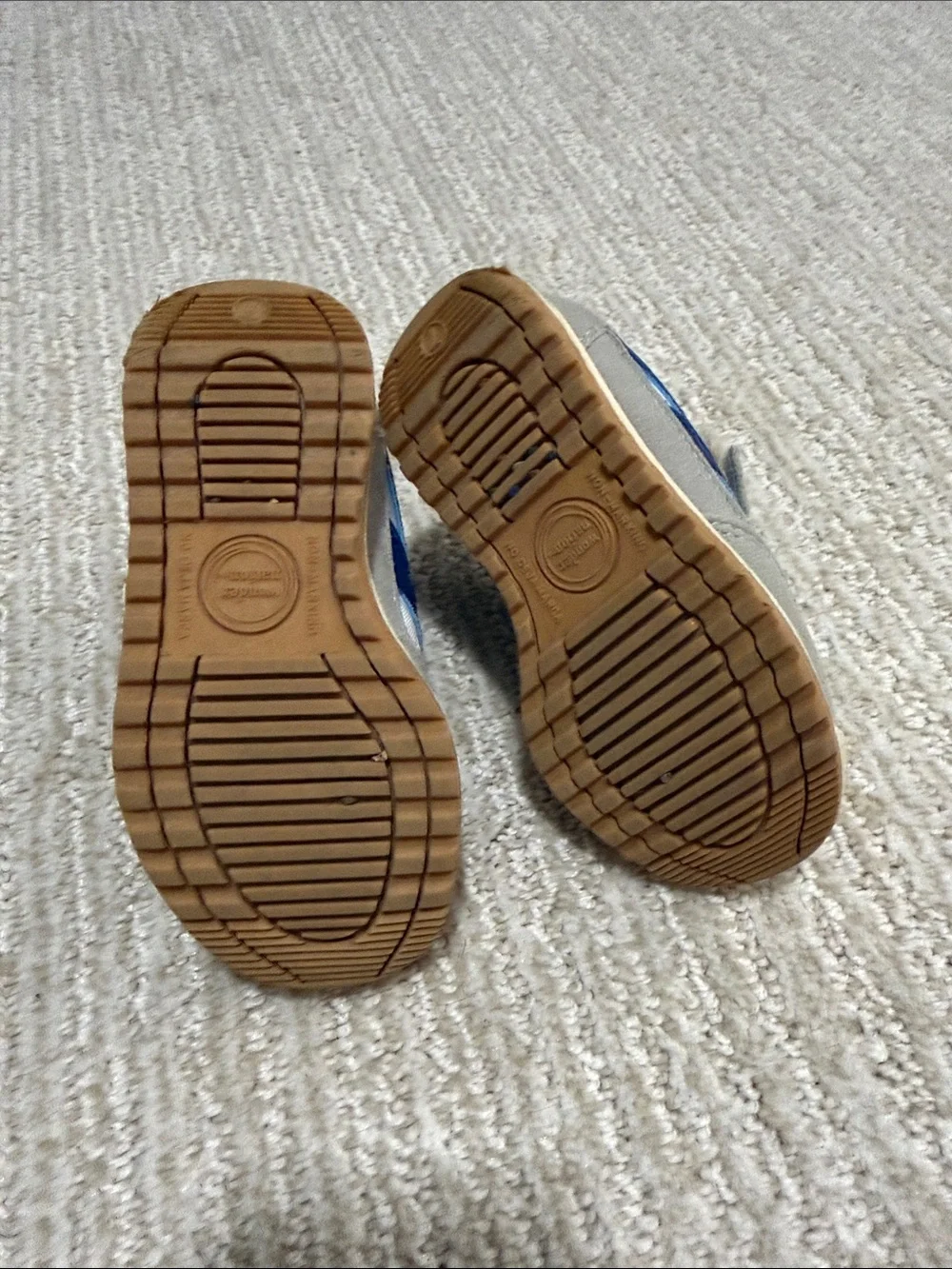 wonder nation Grey, White & Blue Kids Sneakers with Red Accent